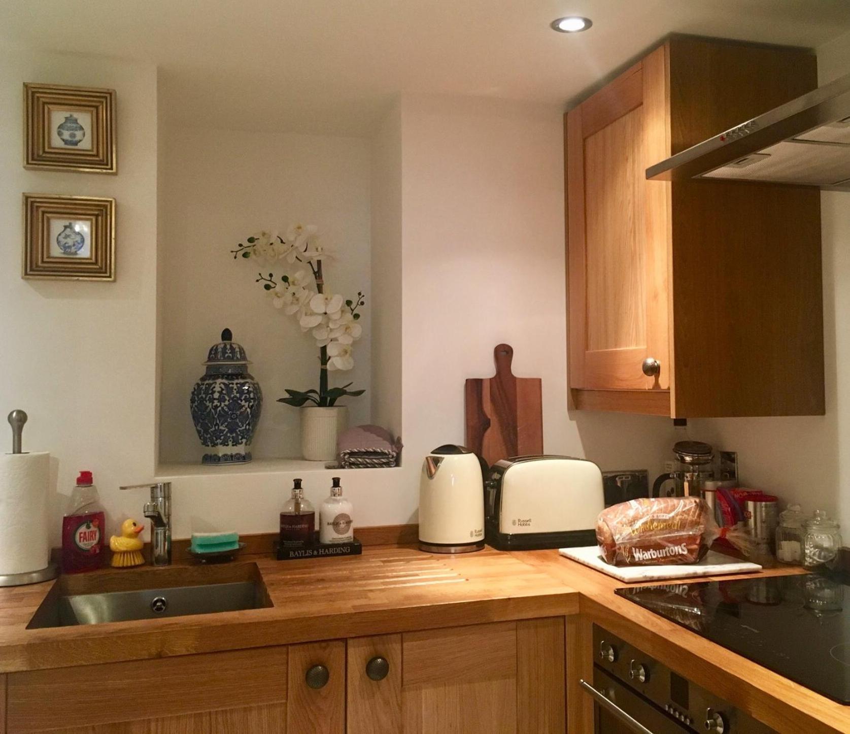 Beautiful 1Br Apartment In Historic St Aubin House Zewnętrze zdjęcie